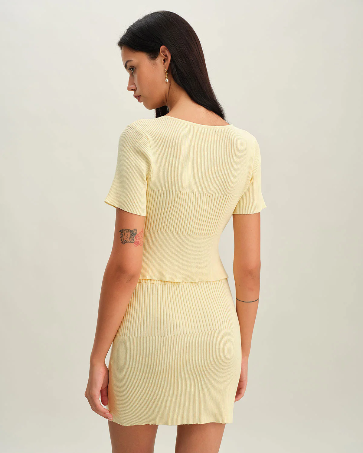 Beige Elastic Waist Knit Mini Skirt - Image 4