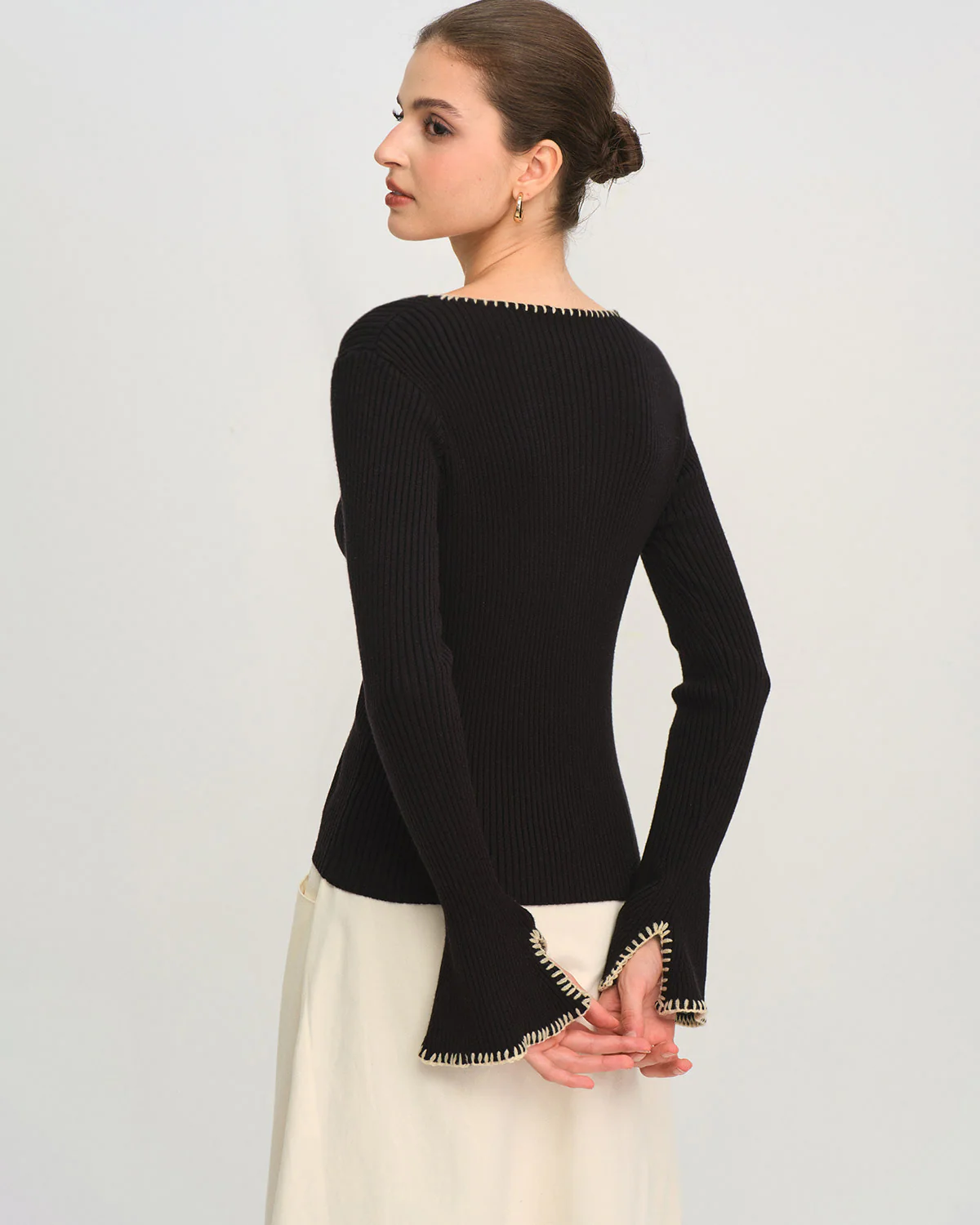 Black Contrasting Bell Sleeve Knit Tee - Image 4