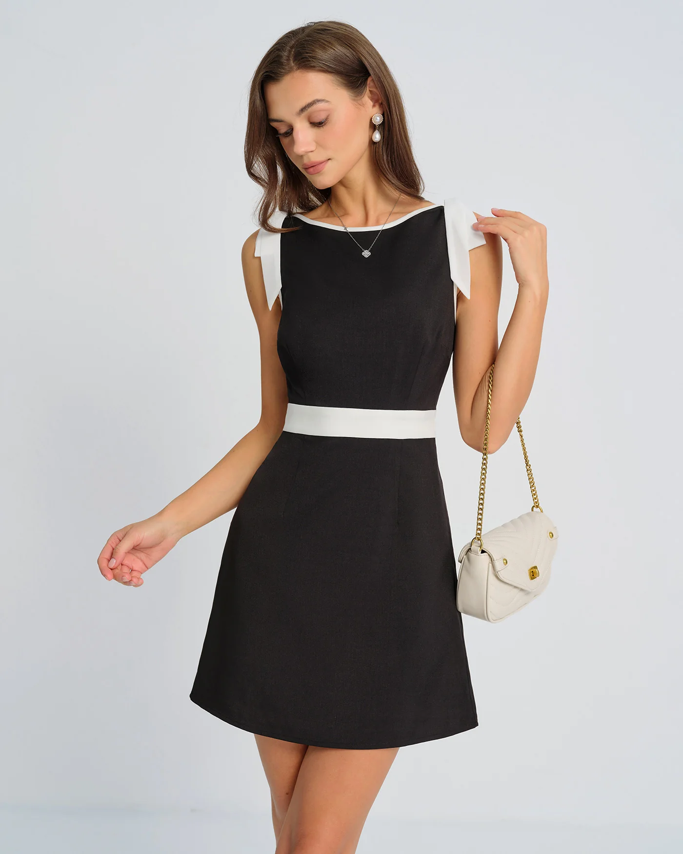 Black Contrasting Bowknot Mini Dress - Image 2