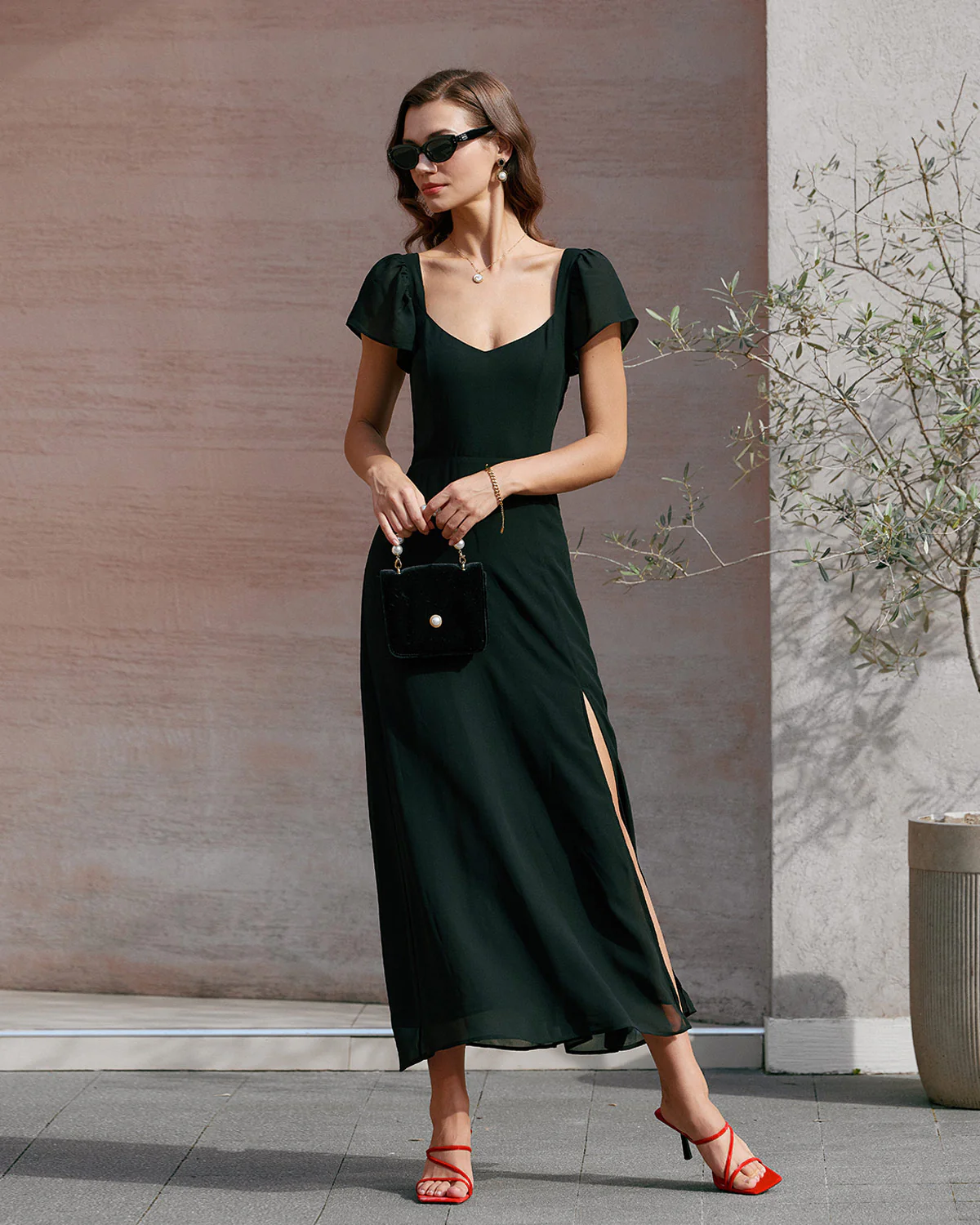 Black Sweetheart Neck Chiffon Maxi Dress - Image 4