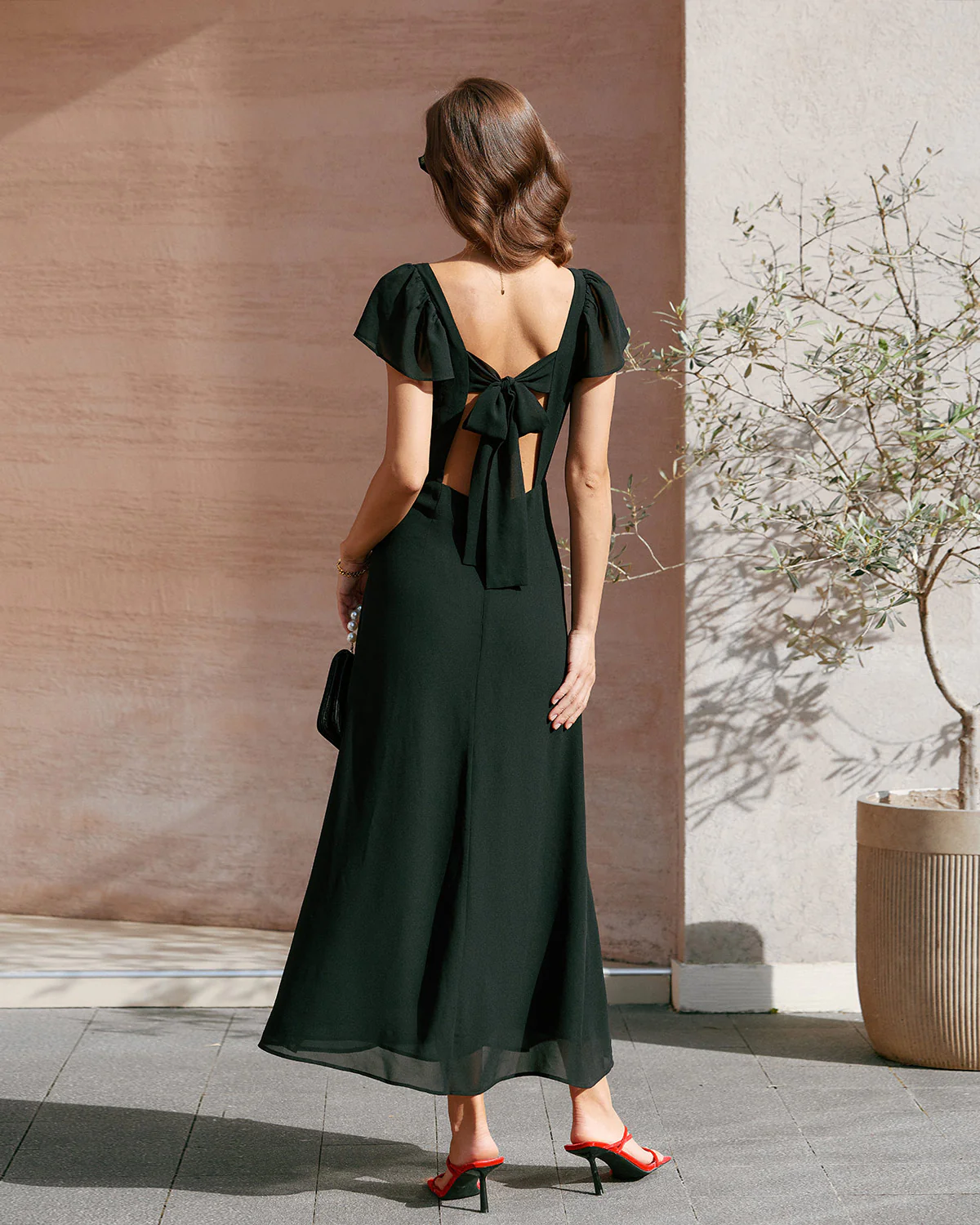 Black Sweetheart Neck Chiffon Maxi Dress - Image 5
