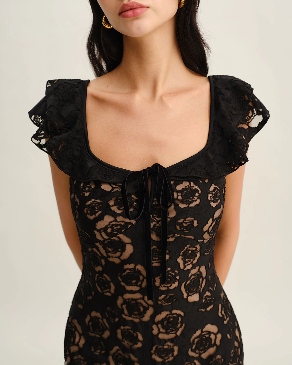 Black Textured Ruffle Mermaid Midi Dress - Image 3
