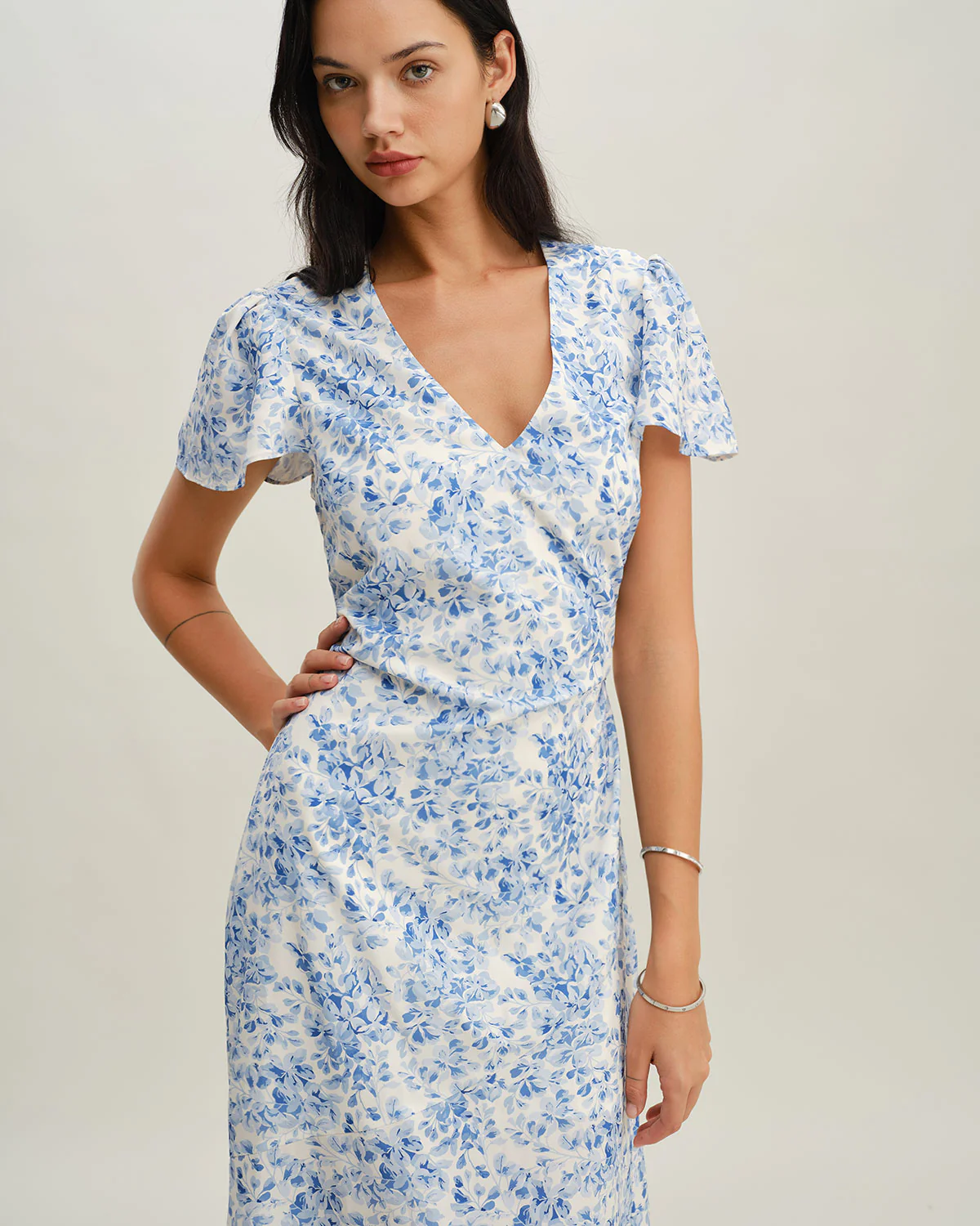 Blue Floral V Neck Button Maxi Dress - Image 3