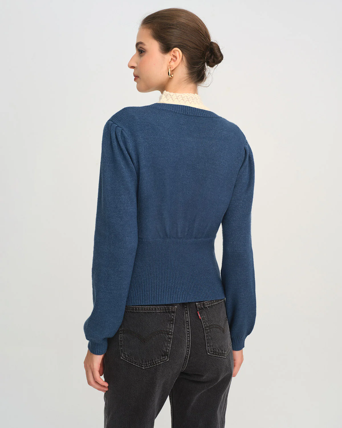 Blue Round Neck Slim Knit Cardigan - Image 4