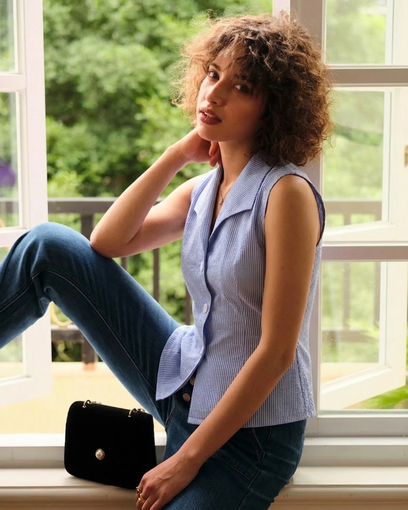 Blue Single Breasted Collar Striped Vest - Image 2