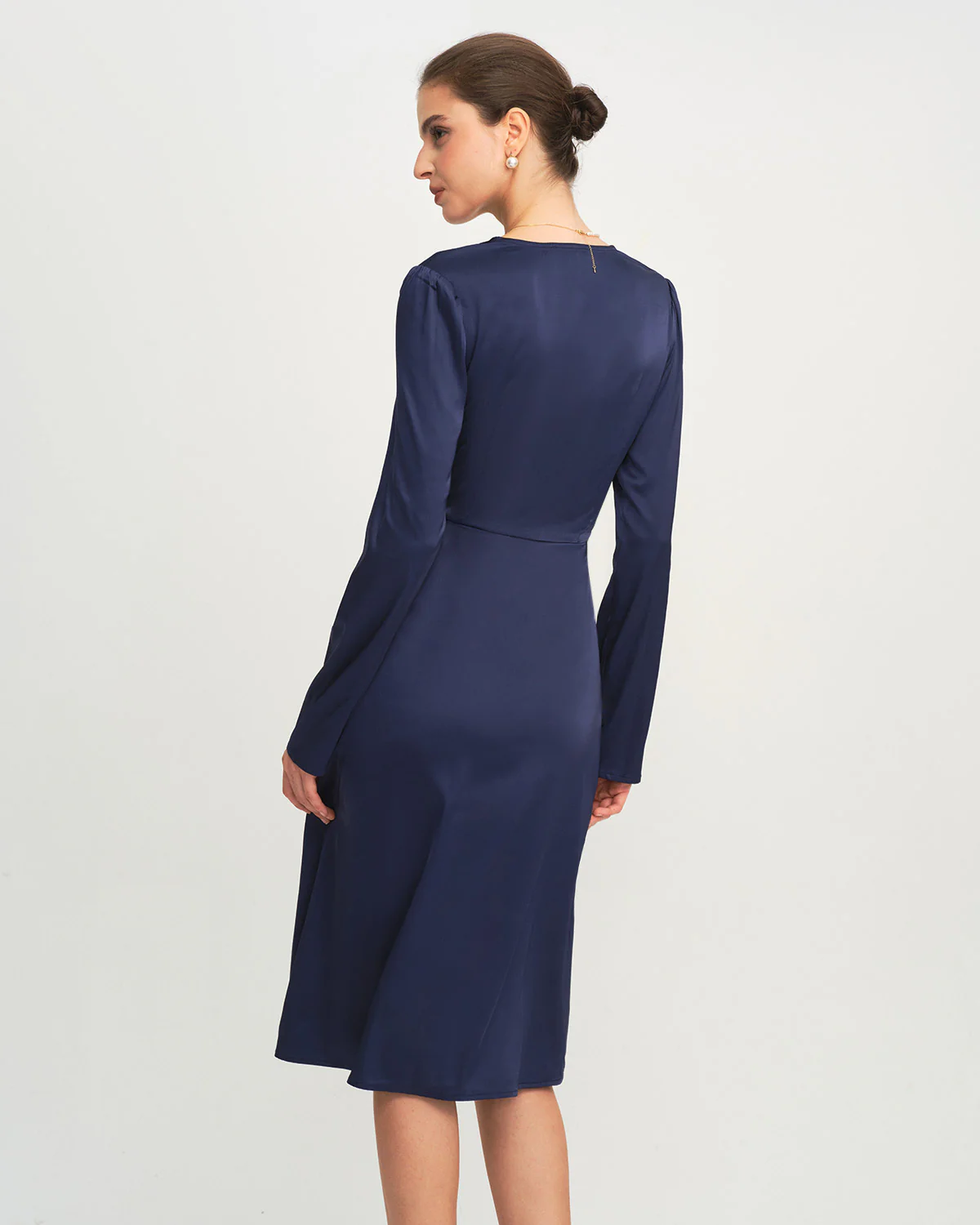 Blue V Neck Pleated Midi Dress - Image 3