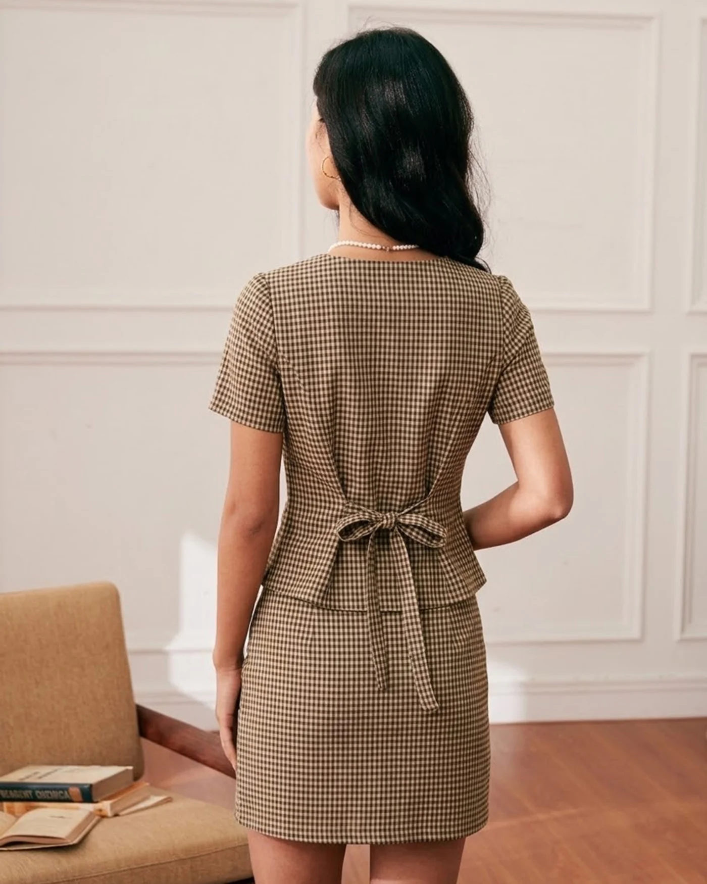 Brown Plaid Puffed Sleeve Blouse - Image 4