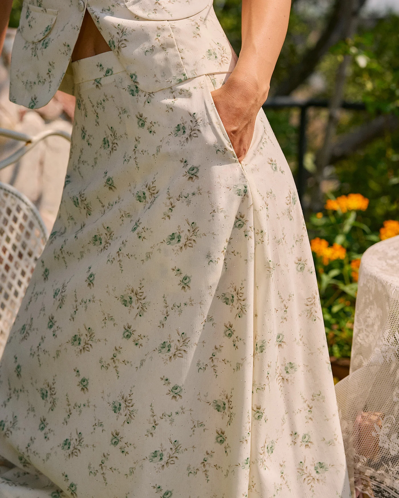 Green Floral Pockets Midi Skirt - Image 3