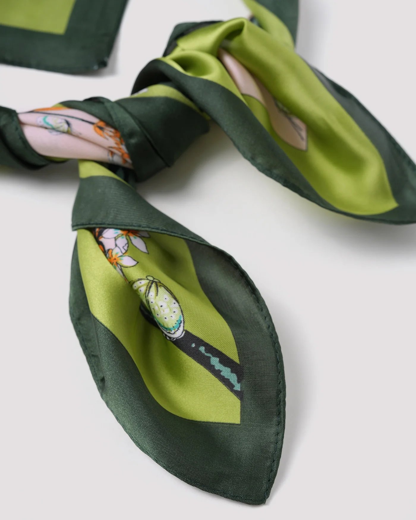 Green Floral Scarve - Image 3