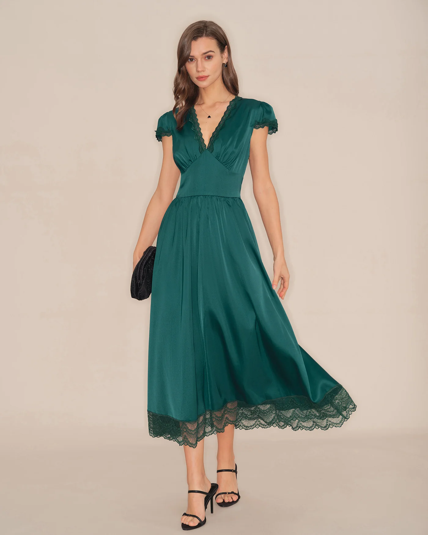 Green V Neck Lace Maxi Dress - Image 4