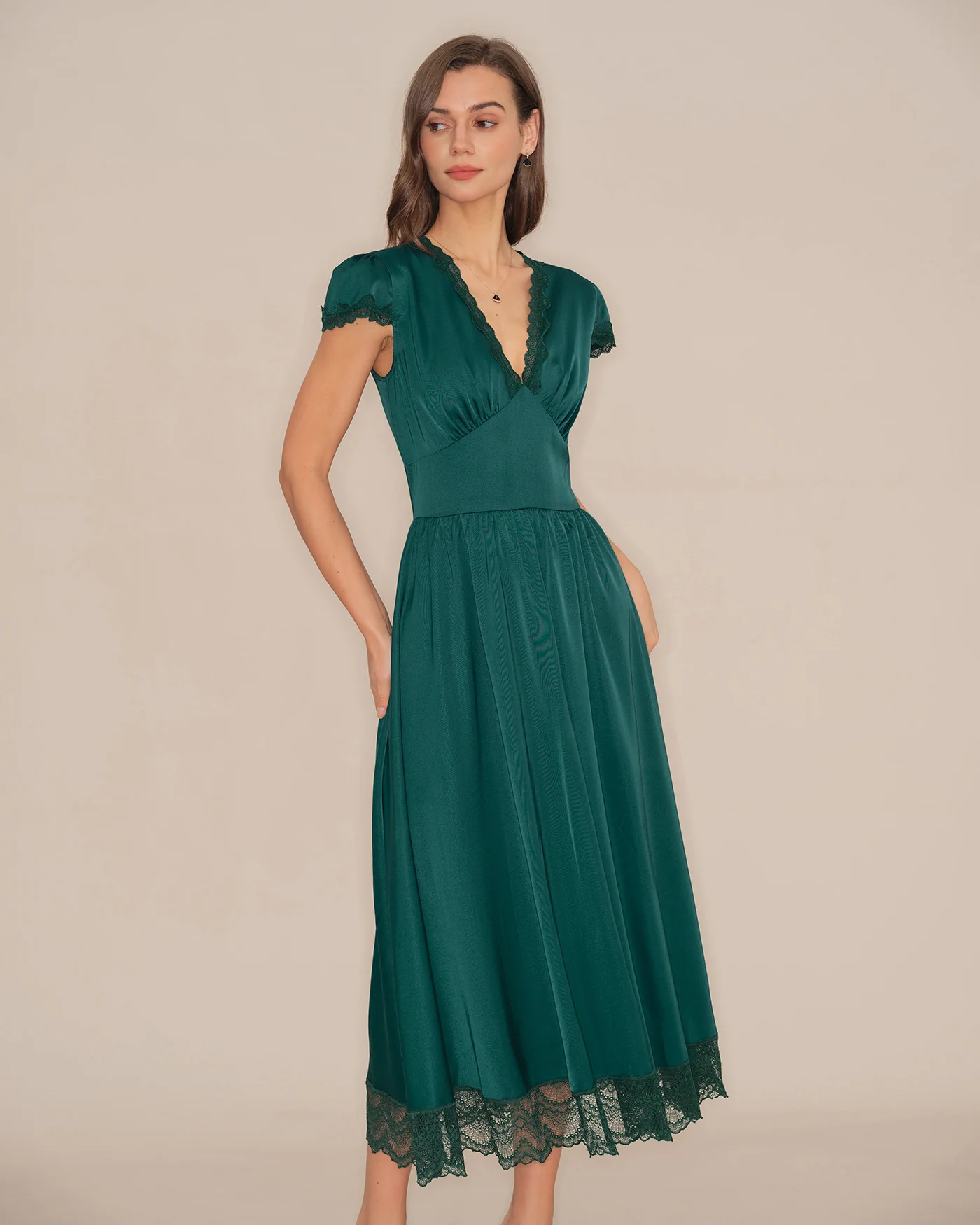 Green V Neck Lace Maxi Dress - Image 5