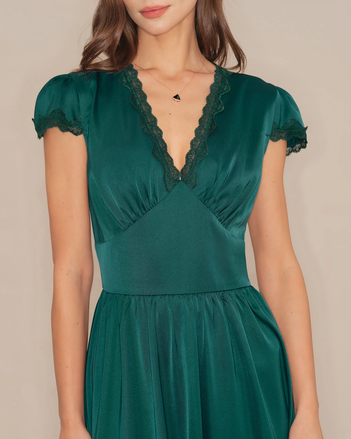 Green V Neck Lace Maxi Dress - Image 7