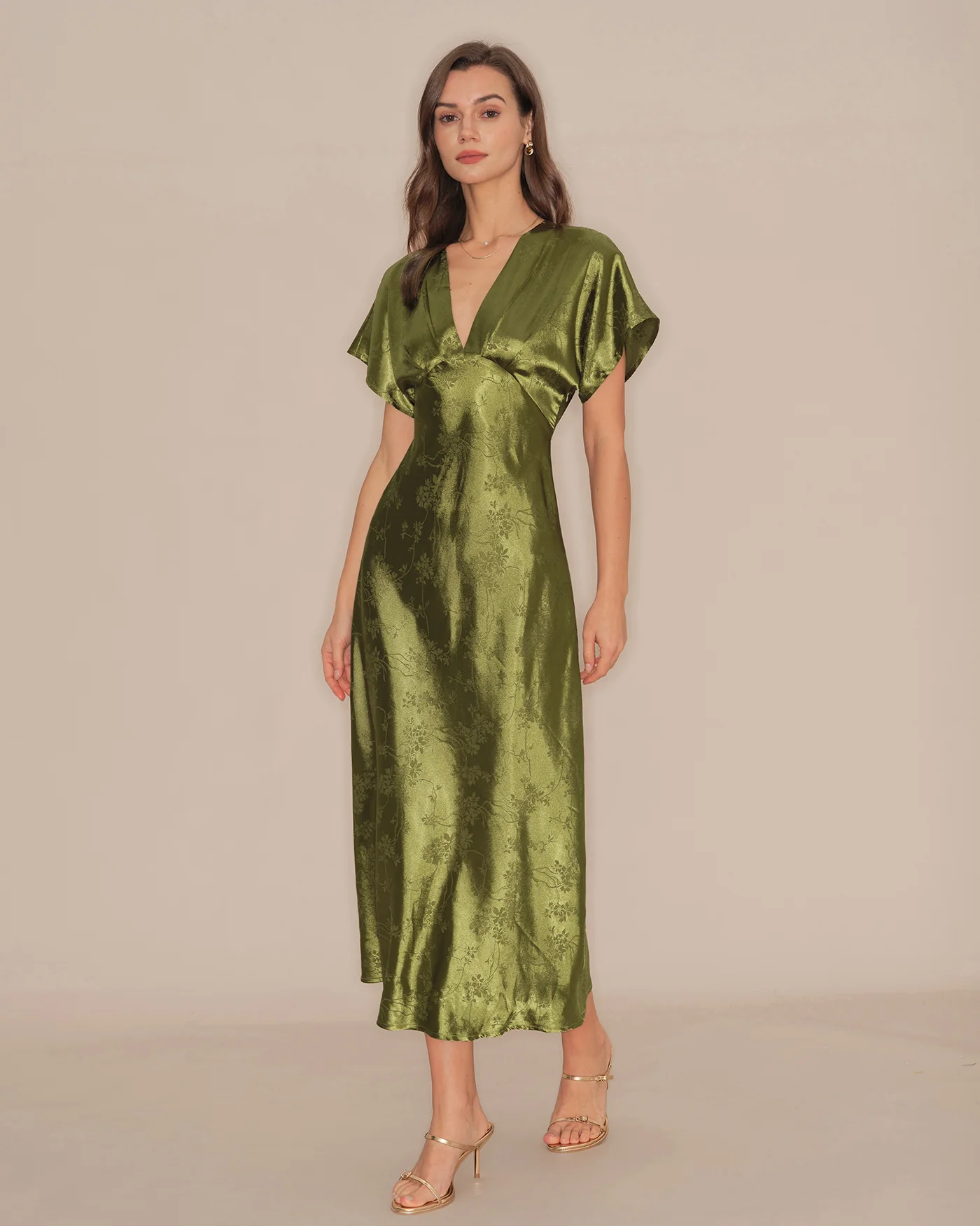 Green V Neck Pleated Floral Midi Dress - Image 4
