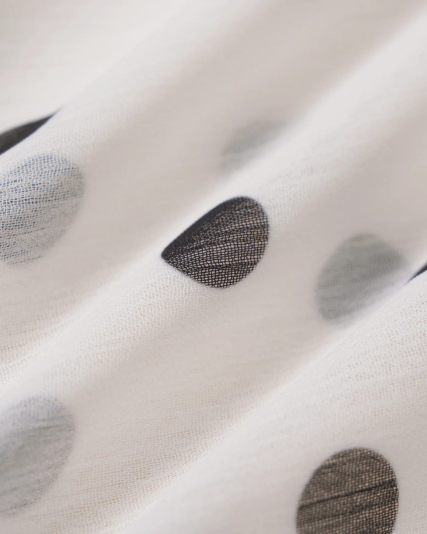 Off White Polka Dot Puffed Sleeve Tee - Image 3