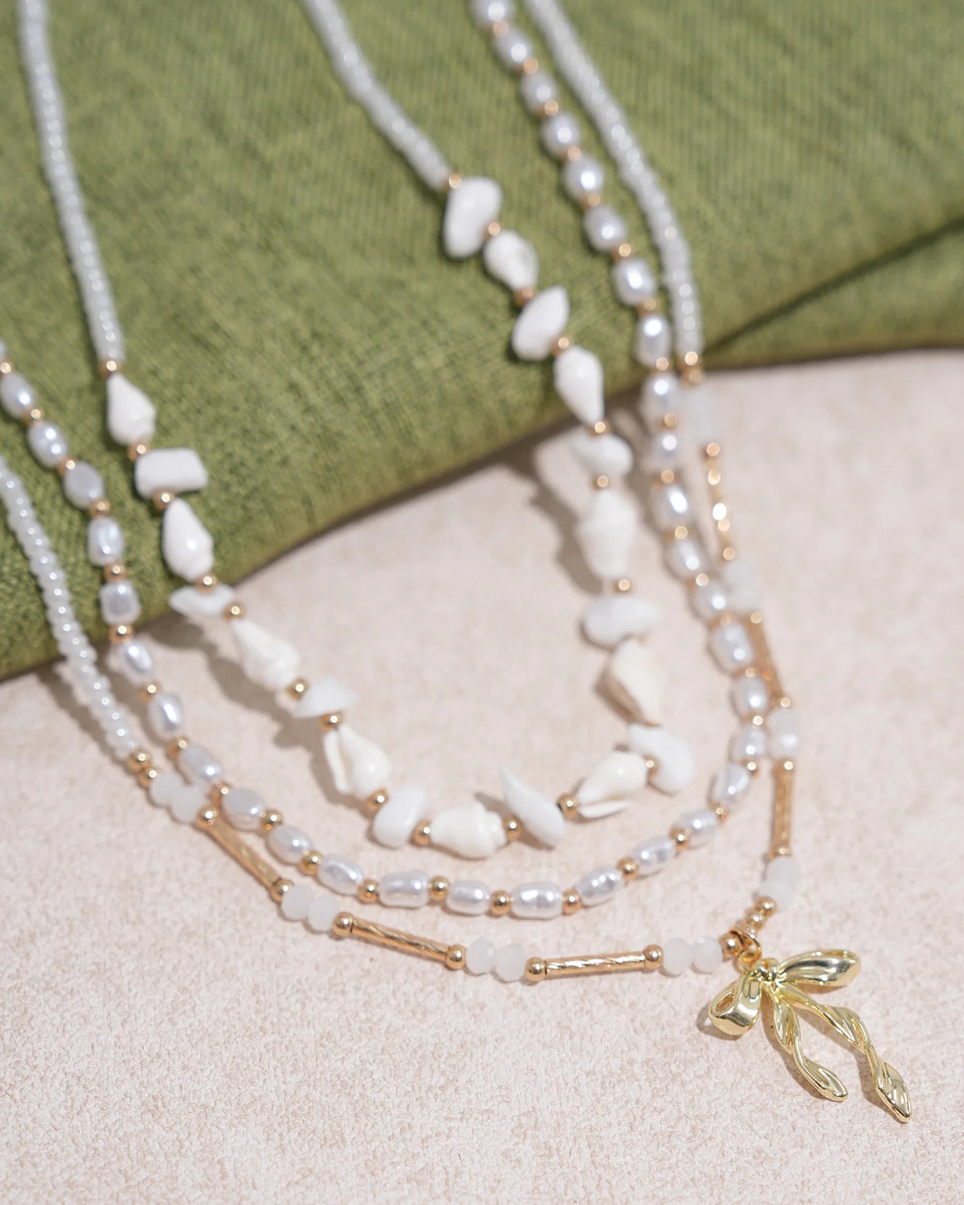 Pearl Beaded Clavicle Necklace - Image 2