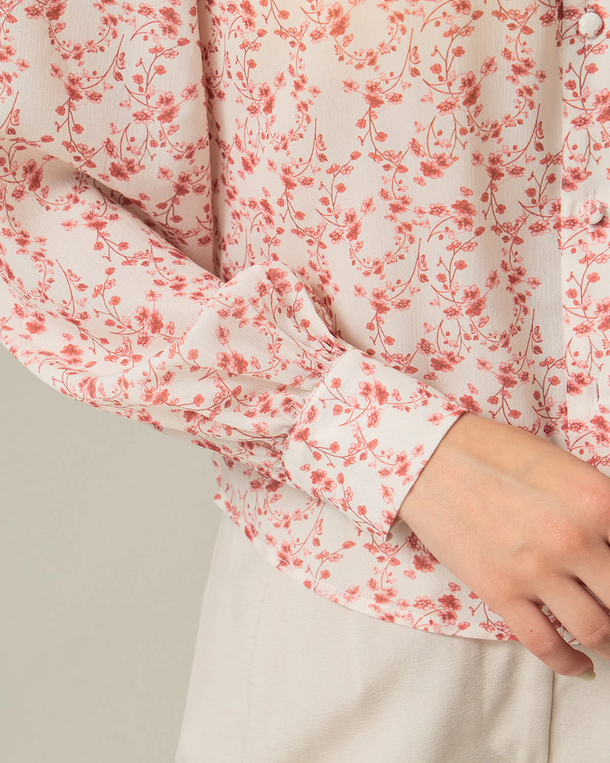 Red Floral Ruched Shirt - Image 2