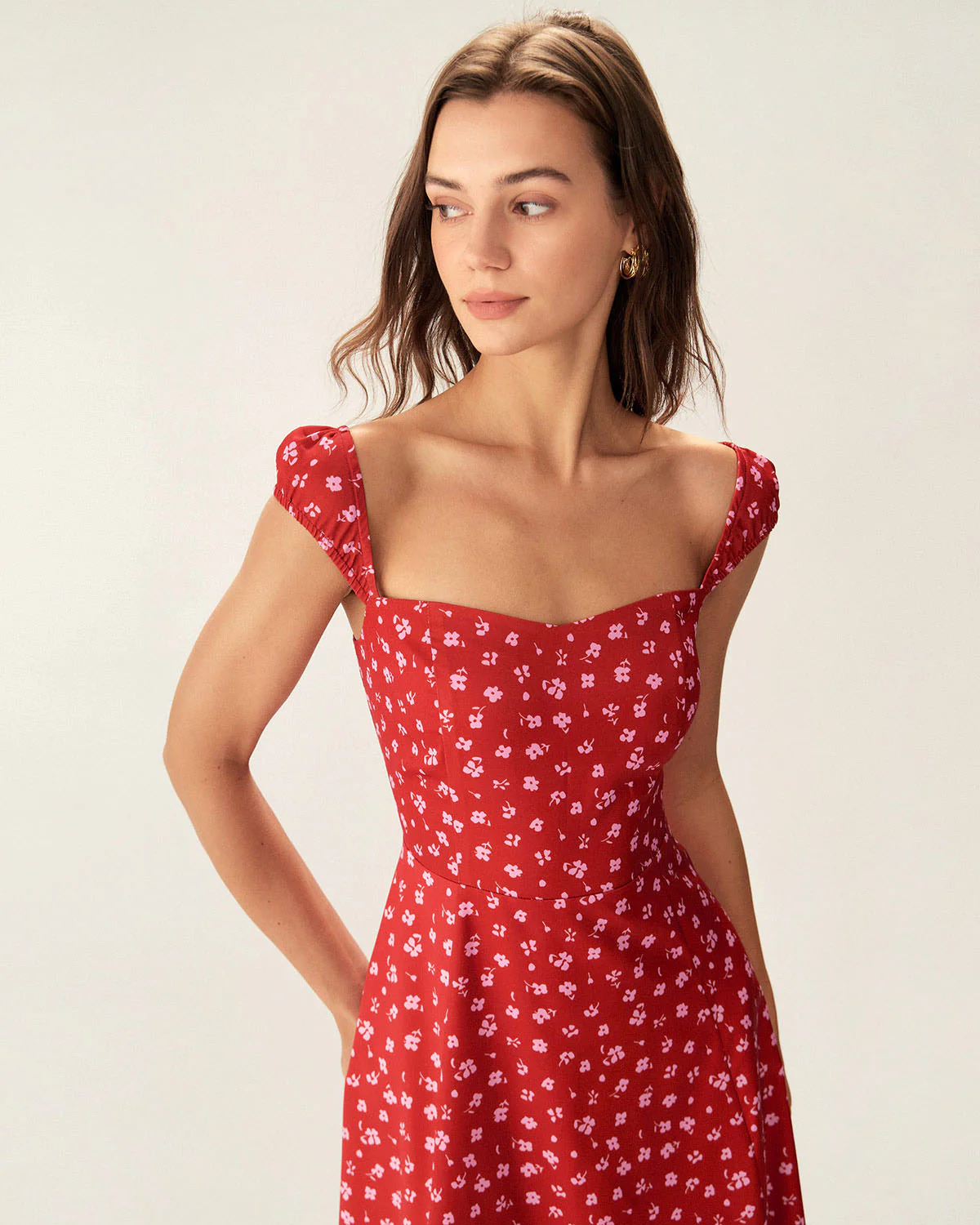 Red Floral Sweetheart Neck Cap Sleeve Midi Dress - Image 2