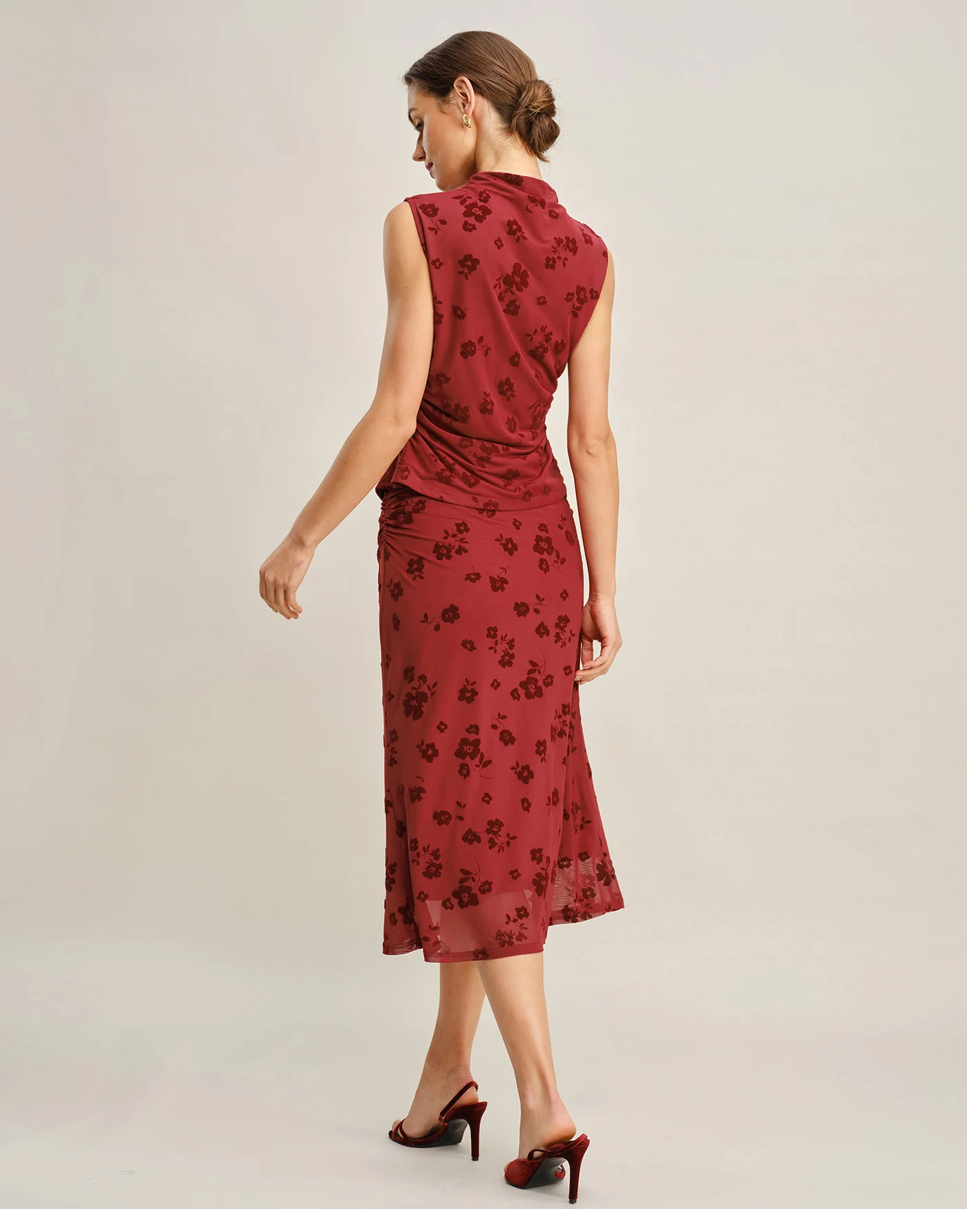 Red Mock Neck Floral Tank Top - Image 6