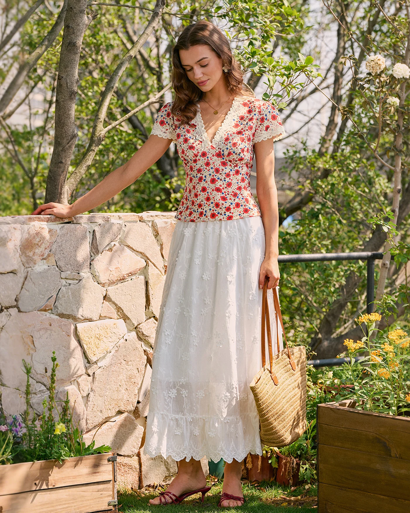 Red V Neck Lace Floral Tee - Image 4