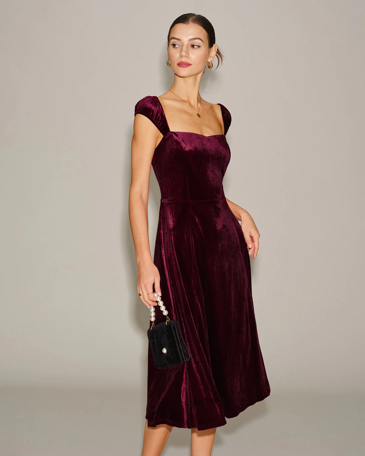 Red Velour Sweetheart Neck Midi Dress - Image 3