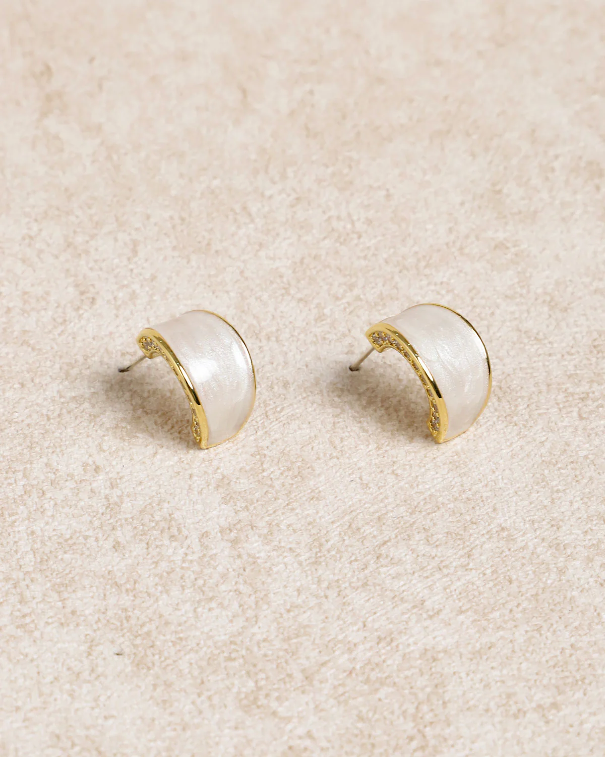 Silver Metal Earrings - Image 4