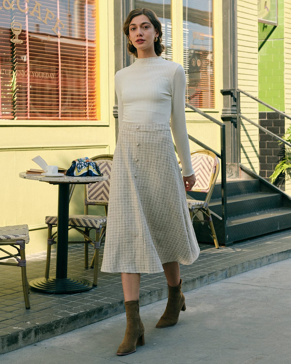 The Solid Mock Neck Slim Fit Tee - Image 3