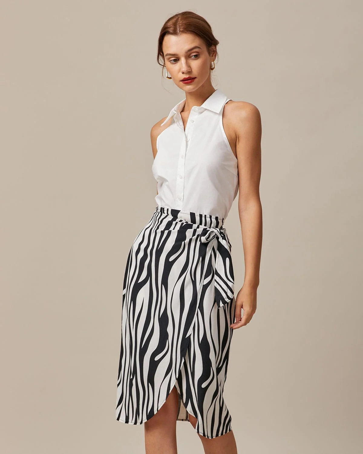 The White Collared Button Up Sleeveless Shirt - Image 3