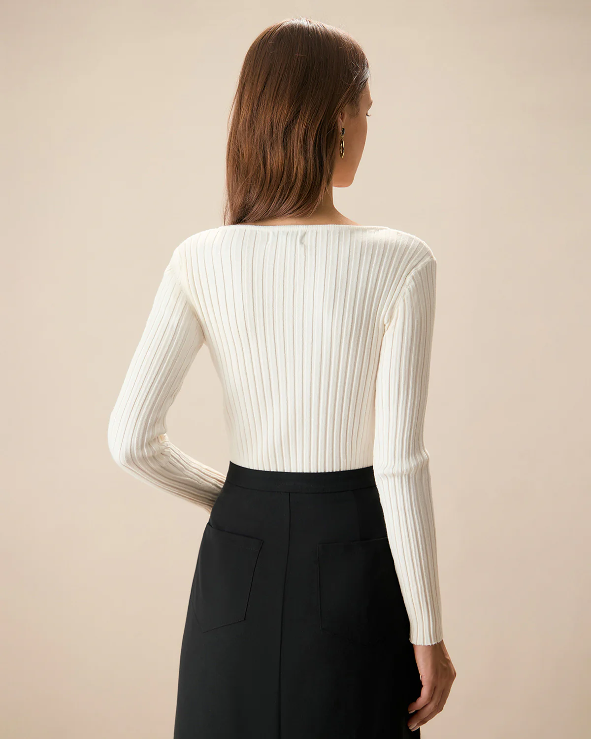 The White V Neck Teardrop Ribbed Knit Top - Image 4
