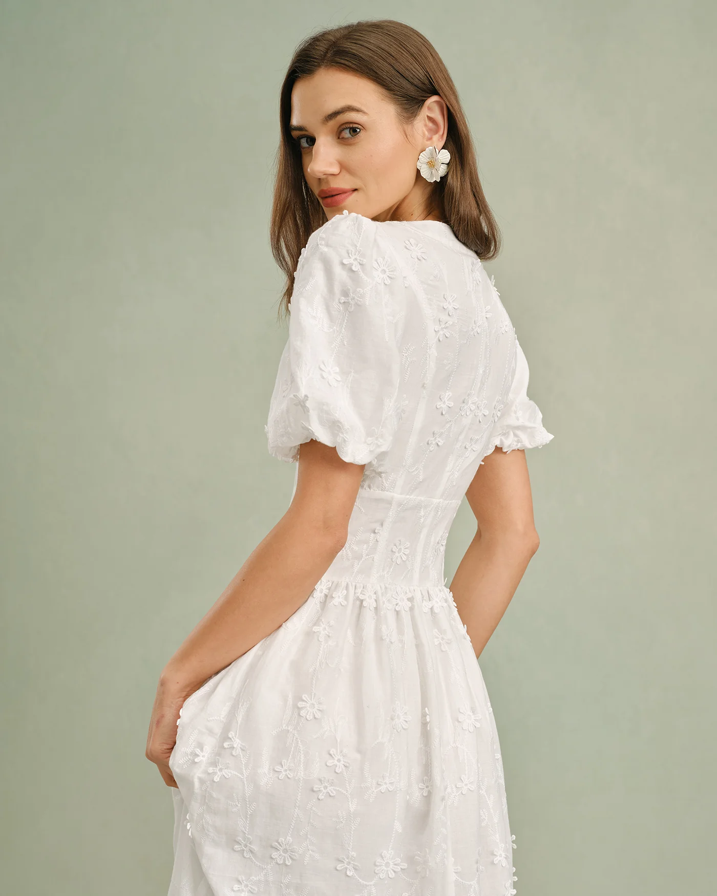 White Round Neck Floral Midi Dress - Image 3