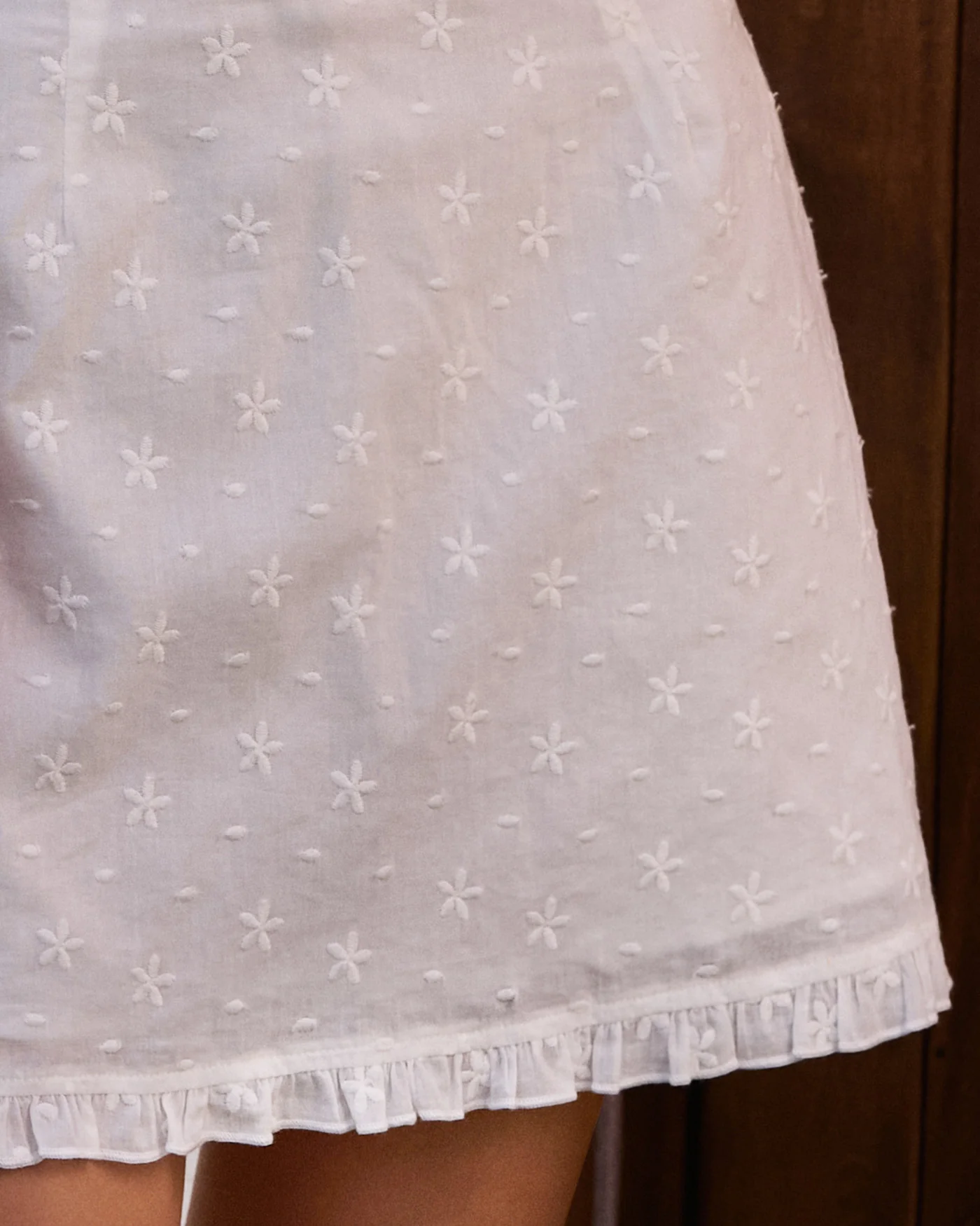 White Ruffle A-Line Mini Skirt - Image 3