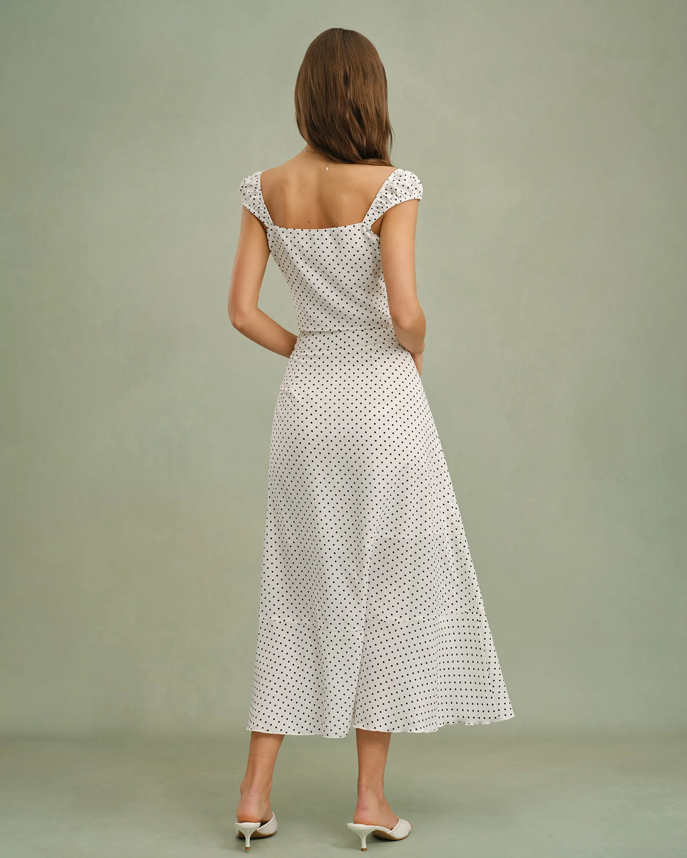White Sweetheart Neck Polka Dot Tank Top - Image 10
