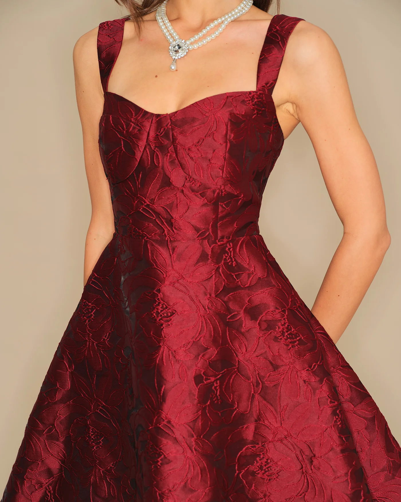 Wine Red Sweetheart Neck Jacquard Mini Dress - Image 2