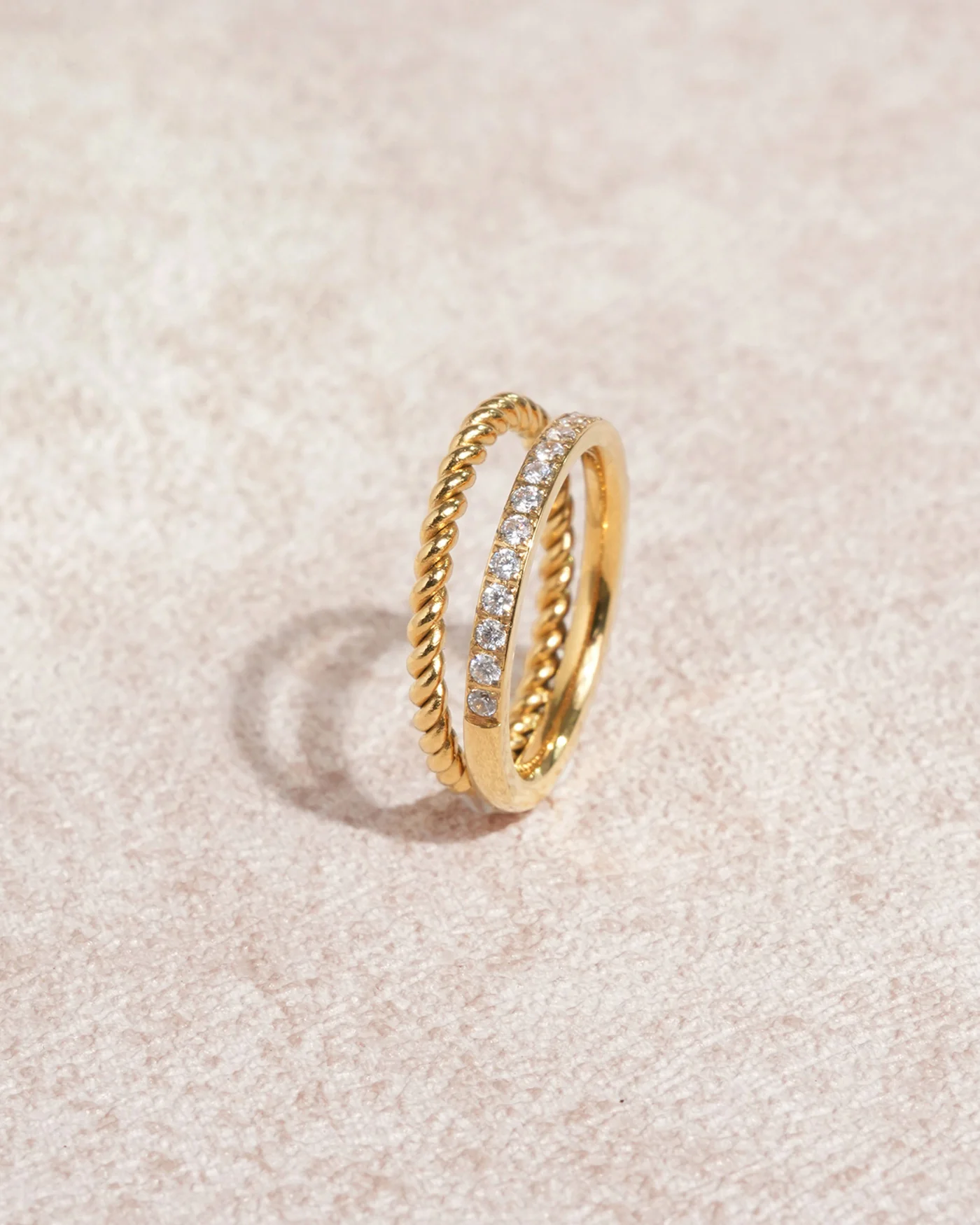 Women's Gold Ring - Image 3