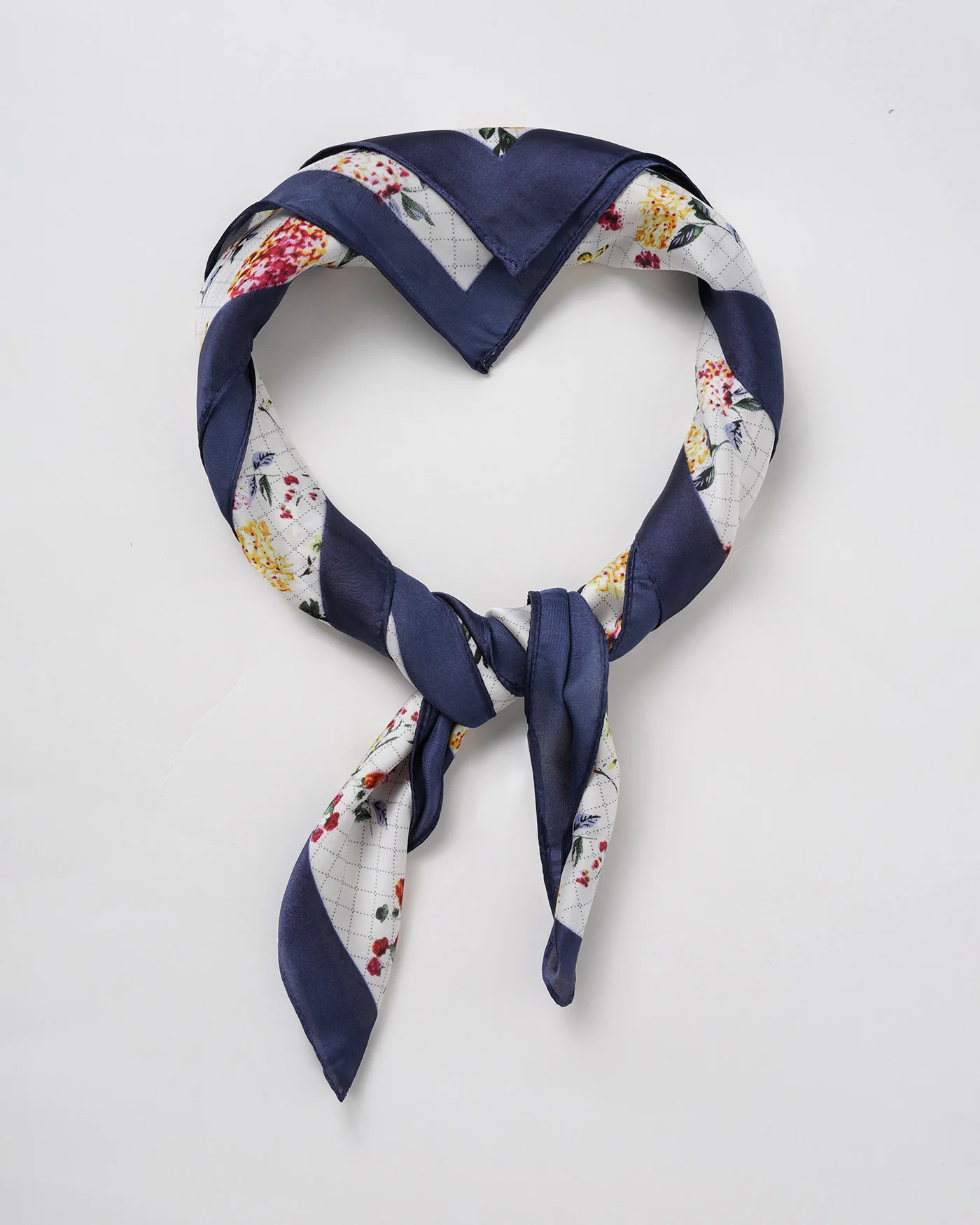 Women's Printed Scarve - Image 2