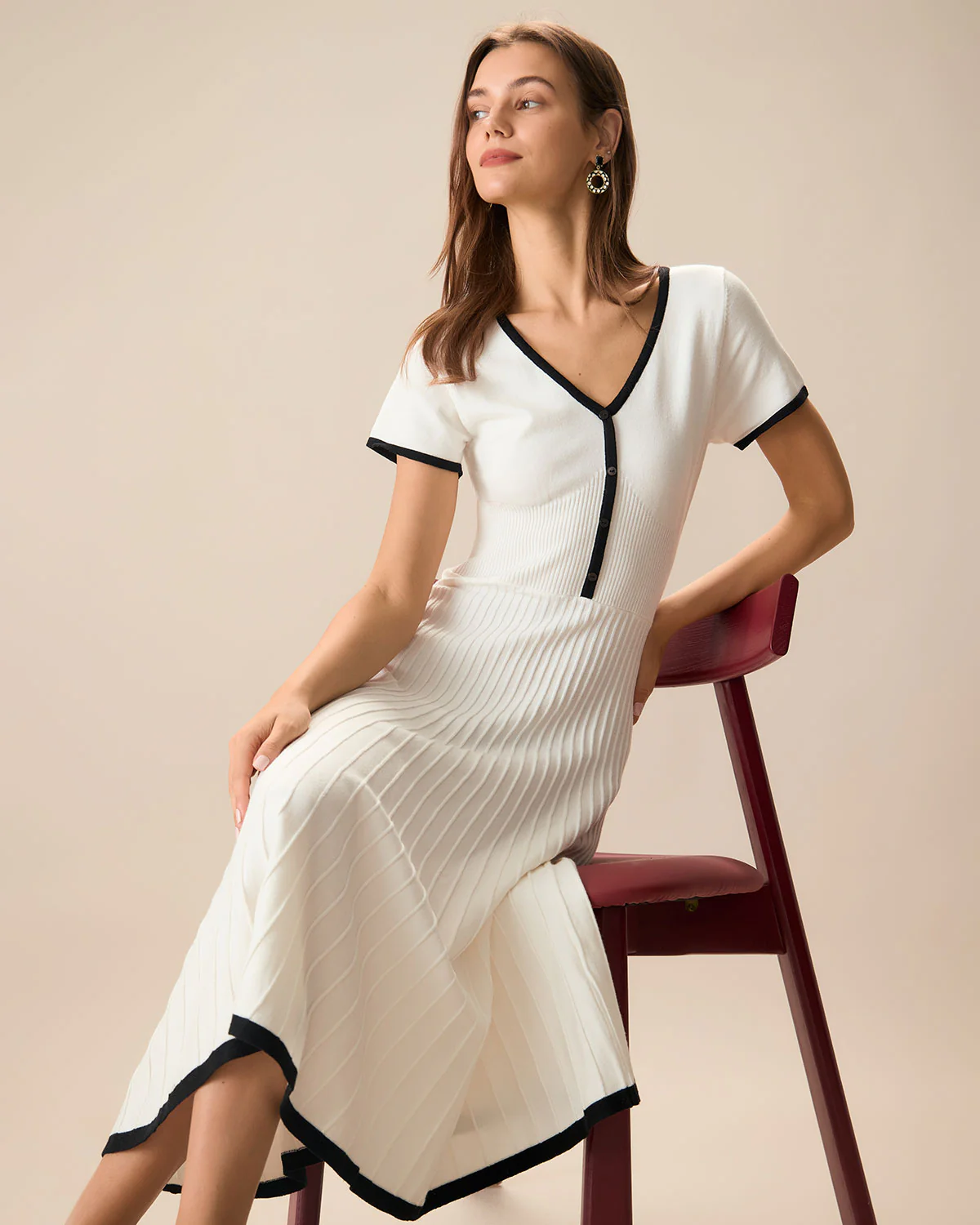 Women's White Contrasting Sweater Midi Dress - Image 4