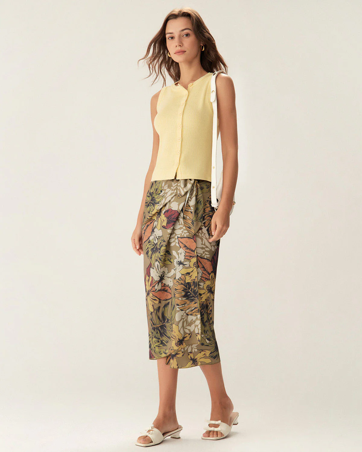Yellow Round Neck Button Knit Vest - Image 3